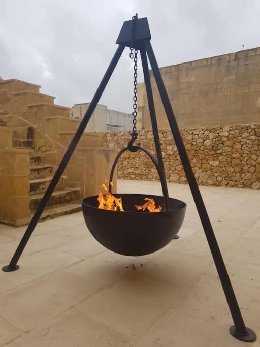 Farmhouse Villa With Large Pool And Garden In Gozo Għarb Eksteriør bilde