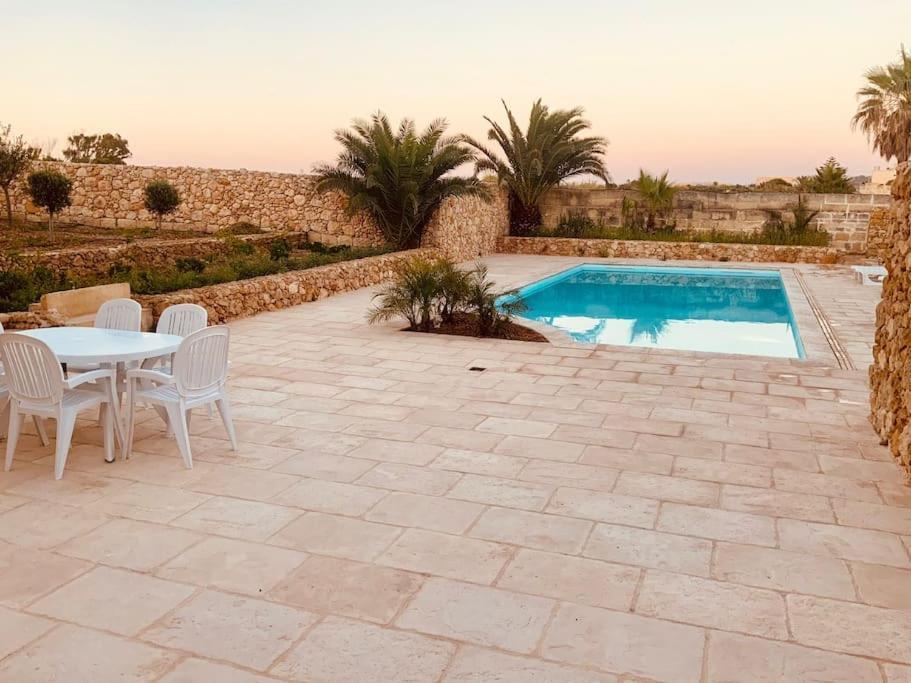 Farmhouse Villa With Large Pool And Garden In Gozo Għarb Eksteriør bilde