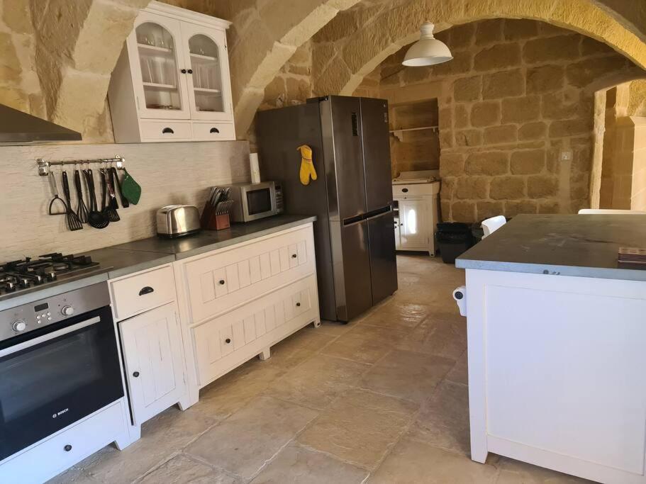 Farmhouse Villa With Large Pool And Garden In Gozo Għarb Eksteriør bilde