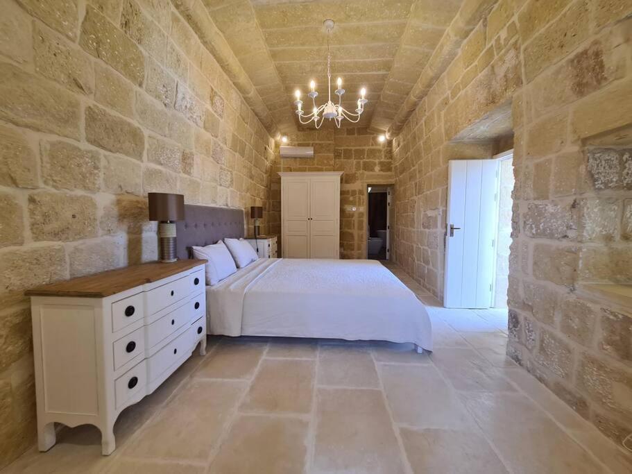 Farmhouse Villa With Large Pool And Garden In Gozo Għarb Eksteriør bilde