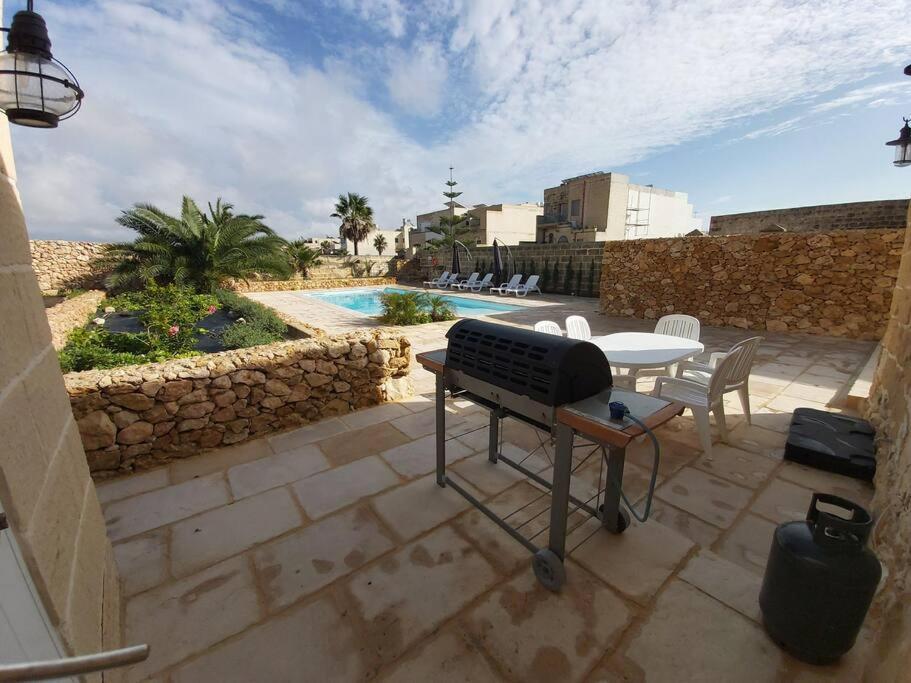 Farmhouse Villa With Large Pool And Garden In Gozo Għarb Eksteriør bilde