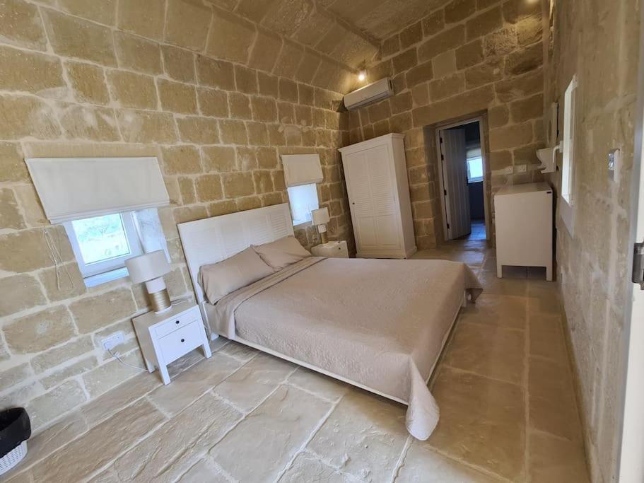 Farmhouse Villa With Large Pool And Garden In Gozo Għarb Eksteriør bilde