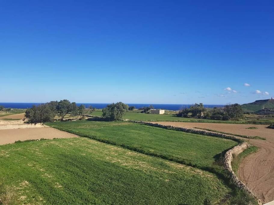 Farmhouse Villa With Large Pool And Garden In Gozo Għarb Eksteriør bilde