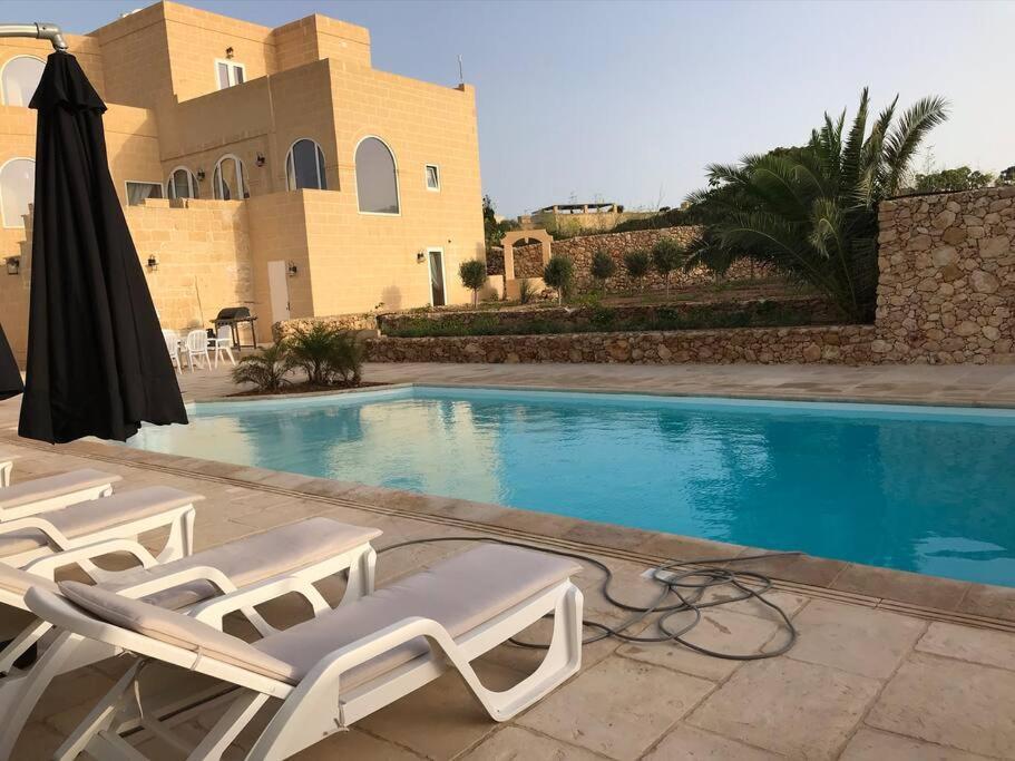 Farmhouse Villa With Large Pool And Garden In Gozo Għarb Eksteriør bilde
