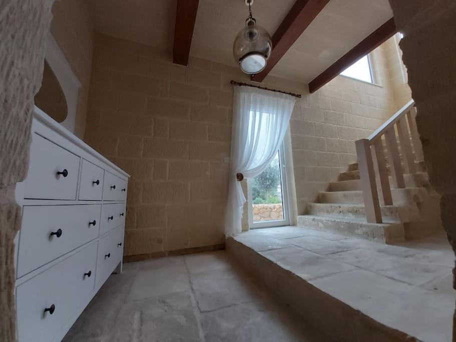 Farmhouse Villa With Large Pool And Garden In Gozo Għarb Eksteriør bilde