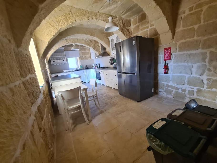 Farmhouse Villa With Large Pool And Garden In Gozo Għarb Eksteriør bilde