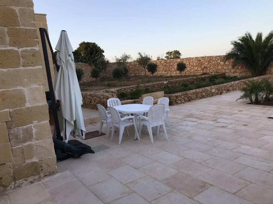 Farmhouse Villa With Large Pool And Garden In Gozo Għarb Eksteriør bilde