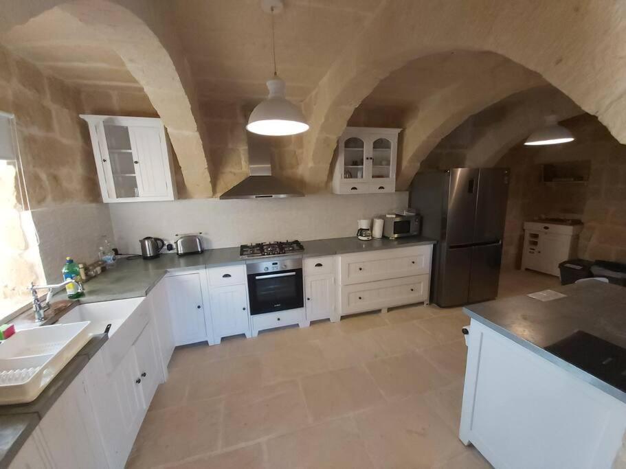 Farmhouse Villa With Large Pool And Garden In Gozo Għarb Eksteriør bilde